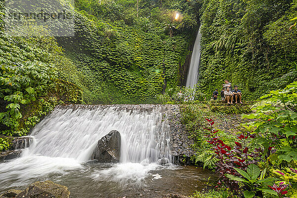 Blick auf den Melanting-Wasserfall  Kabupaten Buleleng  Gobleg  Bali  Indonesien  Südostasien  Asien