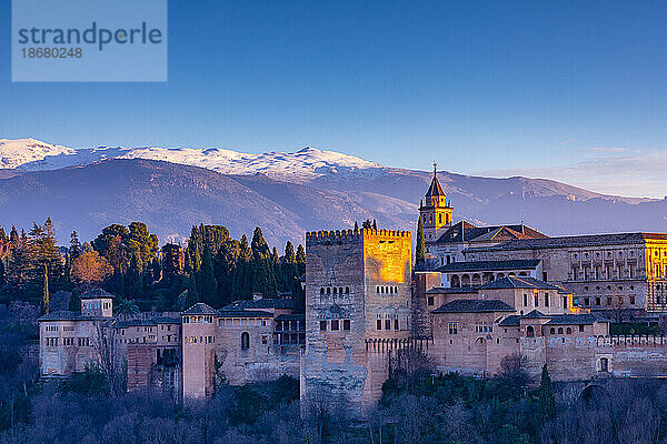 Die Alhambra  UNESCO-Weltkulturerbe  Granada  Andalusien  Spanien  Europa