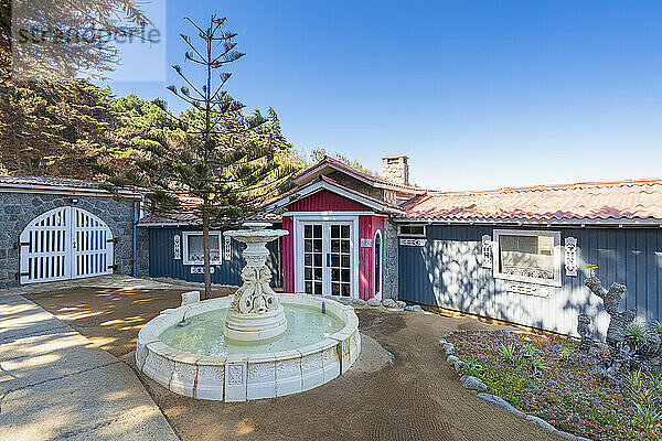 Außenansicht des Pablo Neruda Museums  Isla Negra  Chile  Südamerika