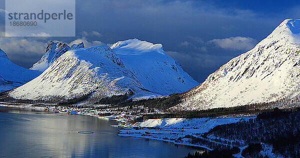 Insel Senja  Troms und Finnmark  Nordwestnorwegen  Skandinavien  Europa