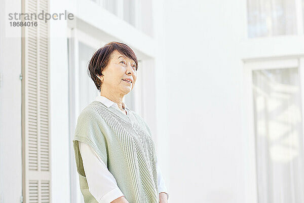 Japanische ältere Frau