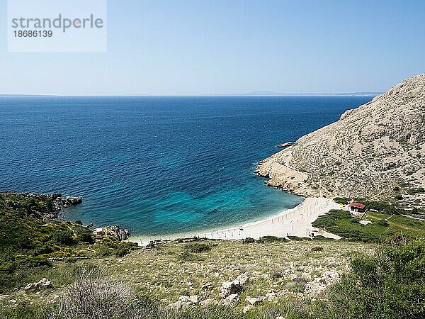 Bucht bei Stara Baska  Stara Ba?ka  Karstberge  Insel Krk  Kvarner Bucht  Primorje-Gorski kotar  Kroatien  Europa