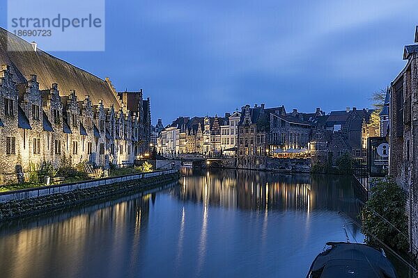 Historische Gebäude an der Leie  Innenstadt  Gent  Belgien  Europa