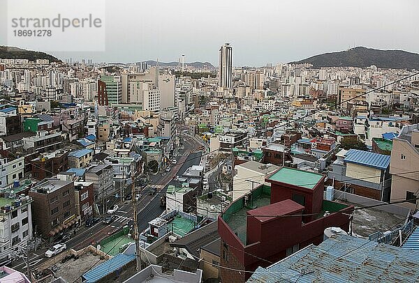 Stadtansicht Gamcheon  Busan  Südkorea  Asien