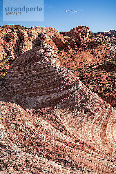 Weite Landschaft aus Sandsteinfelsen im Valley of Fire State Park  Nevada  USA; Nevada  Vereinigte Staaten von Amerika