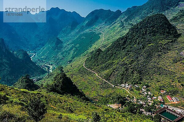 Blick auf die Landschaft der Provinz Ha Giang  Vietnam  Asien