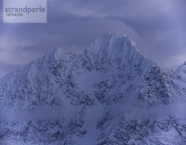 Lyngenalpen im Winter  Norwegen  Europa