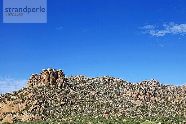 Landschaft im Areal des Erongo-Gebirges  Namibia  landscape at Erongo mountains  Namibia  Afrika