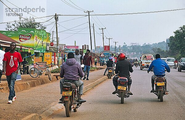 Auf den Straßen von Kampala  der Hauptstadt Ugandas