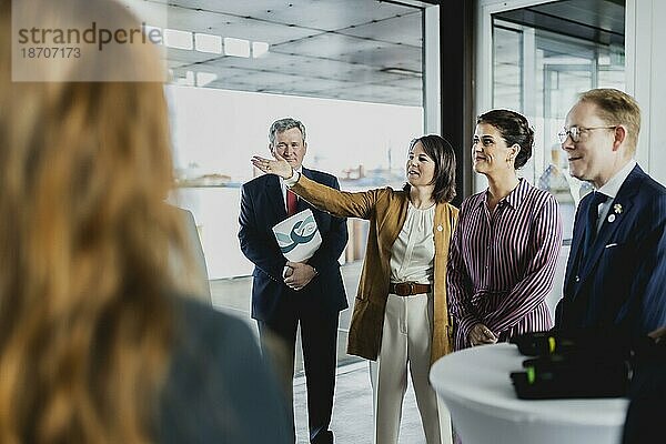 (R-L) Tobias Billstroem  Außenminister von Schweden  Dordis Kolbrun Reykfjoerd Gylfadottir  Außenministerin von Island  Annalena Bärbock (Bündnis 90 Die Grünen)  Bundesaussenministerin  und Wojciech Gerwel  Stellvertretender Außenminister von Polen  aufgenommen im Rahmen des Treffens mit dem CBSS Youth Ministerial beim Treffen der Aussenministerinnen und Außenminister des Ostseerates in Wismar  02.06.2023.  Wismar  Germany