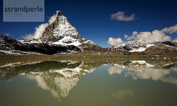 Theodulgletschersee  Trockener Steg  Zermatt. Matterhorn Glacier Trail  Matterhorn. Switzerland. Schweiz