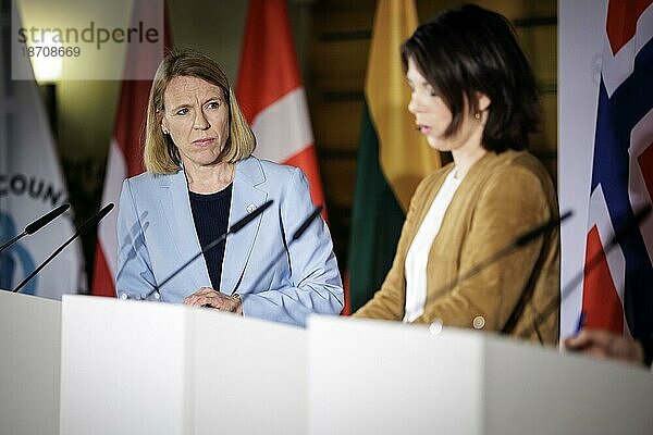 (L-R) Anniken Huitfeldt  Außenministerin von Norwegen  und Annalena Bärbock  Bundesaussenministerin  aufgenommen bei einer Pressekonferenz im Rahmen des Treffens der Aussenministerinnen und Außenminister des Ostseerates in Wismar  02.06.2023.  Wismar  Deutschland  Europa