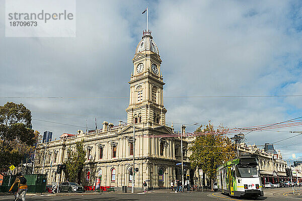 North Melbourne Town Hall und Straßenbahn  City of North Melbourne  Victoria  Australien  Pazifik