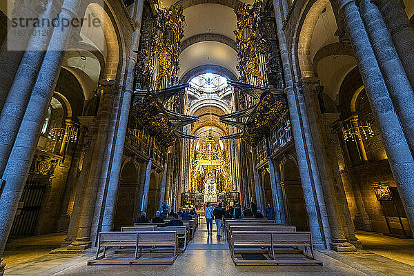 Innenraum der Kathedrale  Santiago de Compostela  UNESCO-Weltkulturerbe  Galizien  Spanien  Europa