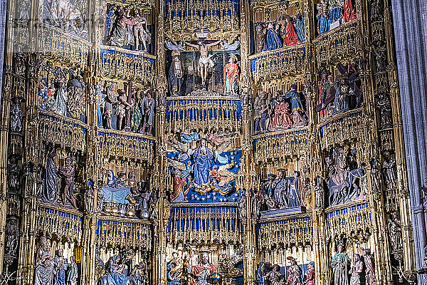 Innenraum der Kathedrale von San Salvador  Oviedo  UNESCO-Weltkulturerbe  Asturien  Spanien  Europa