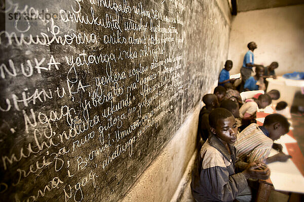 Ein Schulhaus mit einem Raum in Rugerero  Ruanda.