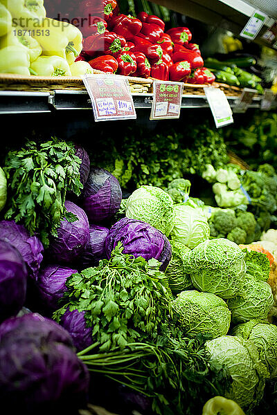 Bio-Gemüse im Laden.