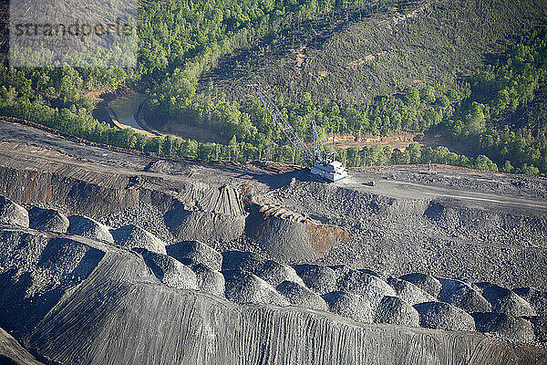 Luftaufnahme des MTR-Kohlebergbaus