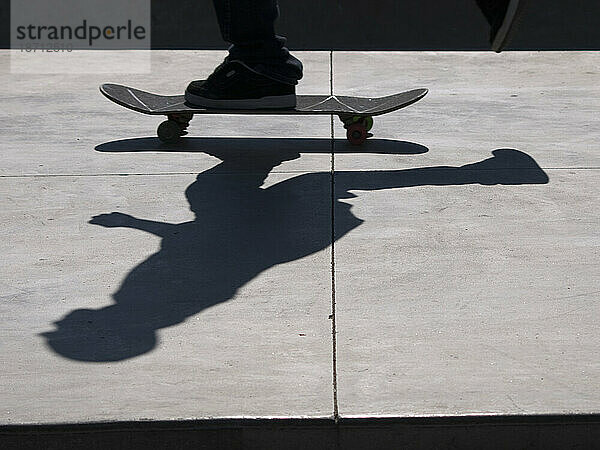 Schatten im Skatepark