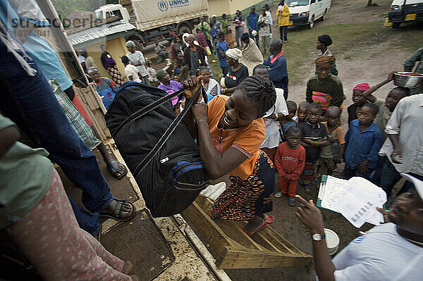 Liberianische Flüchtlinge kehren nach Hause zurück.