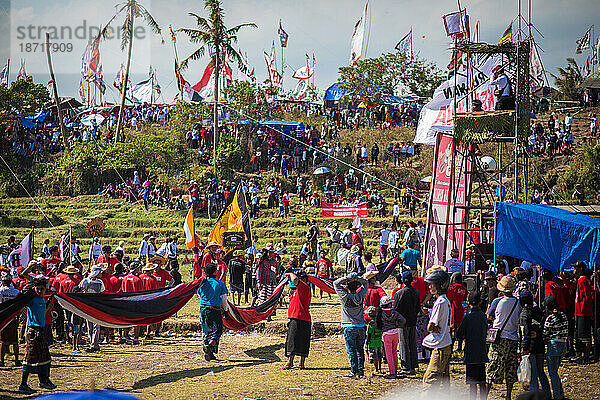 Jährliches Festival der traditionellen Drachen in Bali.Indonesien.