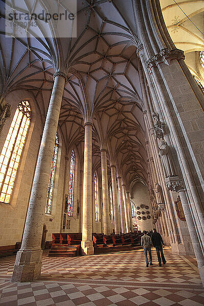 Das Innere der Kathedrale in Ulm  Deutschland.