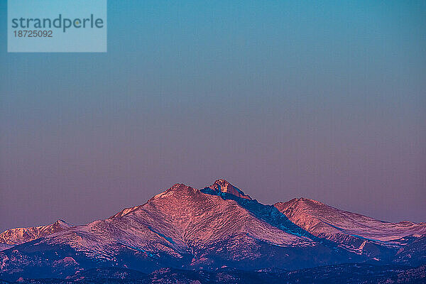 Alpine Glow über dem Mt. Meeker und Long's Peak