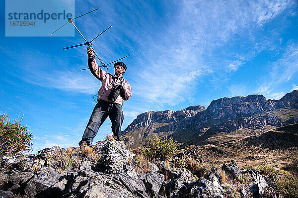 Der Puma-Tracker in der Estancia Valle Chacabuco  Patagonien.