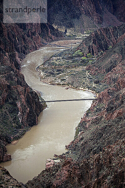 Blick auf den Colorado River vom Clear Creek Trail im Grand Canyon NP in Arizona am 04.03.2010