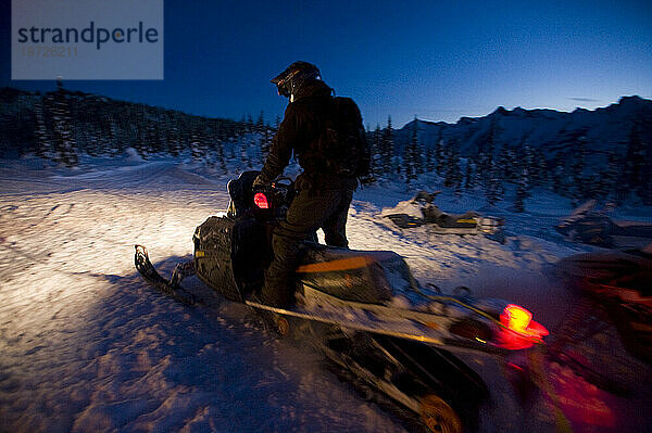 Schneemobilfahren in BC  Kanada.