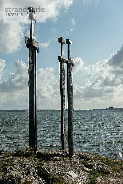 Schwerter im Fels  Denkmal in Stavanger  Norwegen  Europa