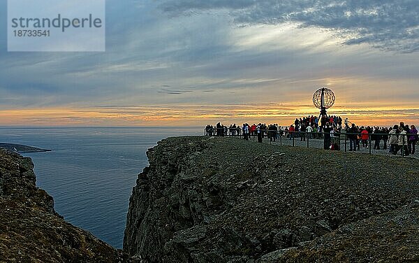 Globusdenkmal am Nordkap. Norwegen  Nordkap