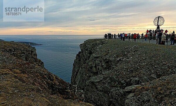 Globusdenkmal am Nordkap. Norwegen  Nordkap