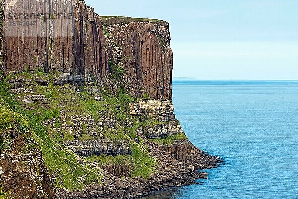 Kilt Rock auf der Isle of Skye in Schottland  Großbritannien  Europa