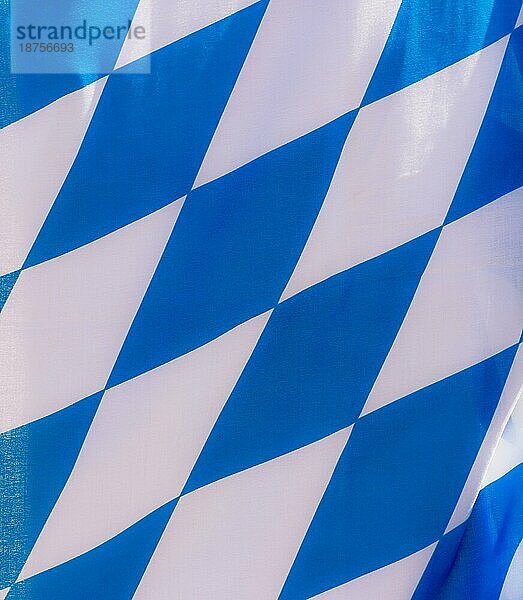 Blaue und weiße traditionelle bayerische Flagge Hintergrund