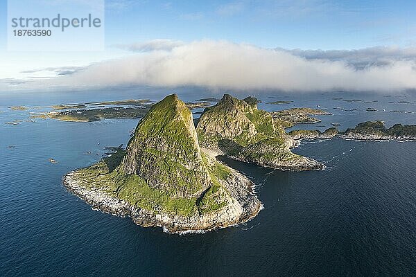 Insel Træna  Traena  Sanna  Helgelandküste  Nordland  Norwegen  Europa