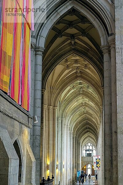 Innenansicht der Kathedrale von Winchester