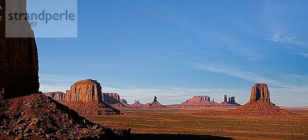Landschaftliche Ansicht des Monument Valley in Utah