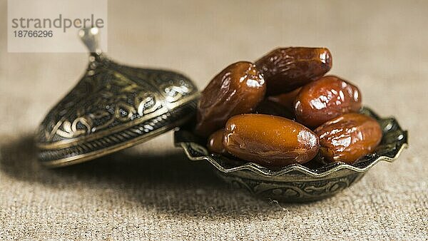 Ramadan Konzept mit einigen Daten . Auflösung und hohe Qualität schönes Foto