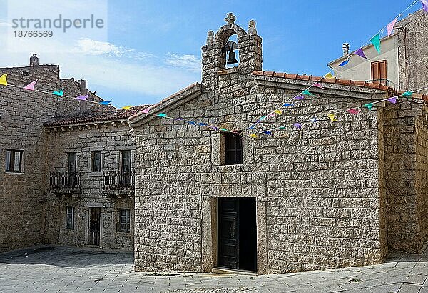 Kirche Santa Anna in Arzachena Sardinien