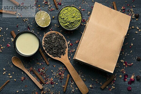 Attrappe Papiertüte asiatischer Tee Matcha Zutaten