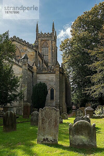 EAST GRINSTEAD  WEST SUSSEX/UK - AUGUST 30 : St Swithun's Church in East Grinstead West Sussex am 30. August 2019