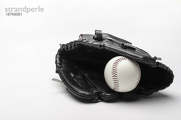 Vorderansicht Baseballhandschuh mit Kopierbereich. Foto mit hoher Auflösung