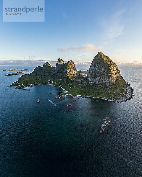 Insel Træna  Traena  Sanna  Helgelandküste  Nordland  Norwegen  Europa