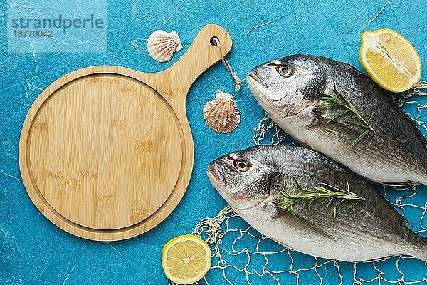 Draufsicht Fische mit Fischernetz2. Auflösung und hohe Qualität schönes Foto