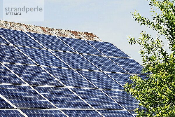 Alternative Energie mit Sonnenkollektoren