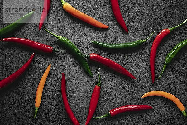 Draufsicht Anordnung Chili-Paprika. Auflösung und hohe Qualität schönes Foto