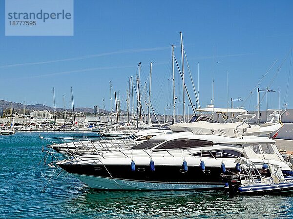 MARBELLA  ANDALUCIA/SPAIN - 4. MAI: Boote im Yachthafen von Marbella  Spanien  am 4. Mai 2014  Europa