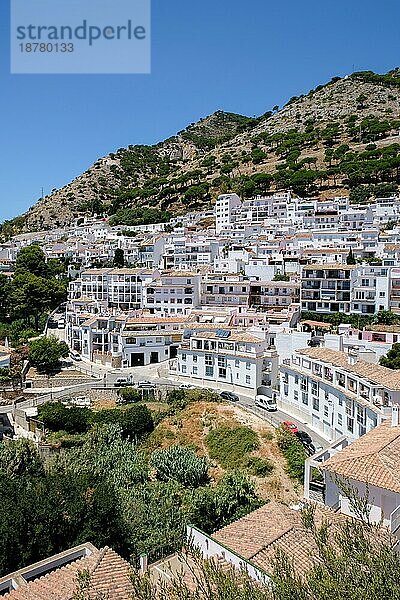 MIJAS  ANDALUZIEN/SPANIEN - 3. JULI : Blick auf Mijas in Andalusien Spanien am 3. Juli 2017