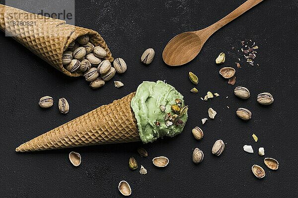 Draufsicht Eiswaffeln mit Pistazien. Auflösung und hohe Qualität schönes Foto